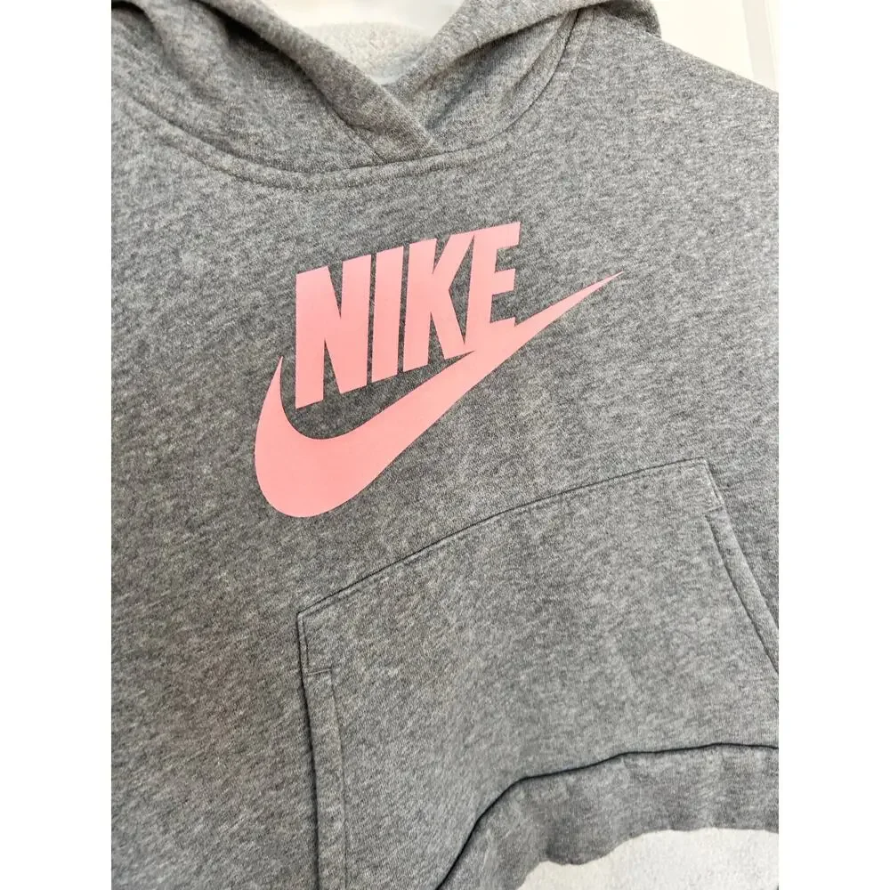 Nike Kids Standard Fit‎ Club Fleece High-Low Pullover Hoodie Gray Size Medium